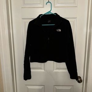 Black North Face Cropped Quarterzip, size Medium